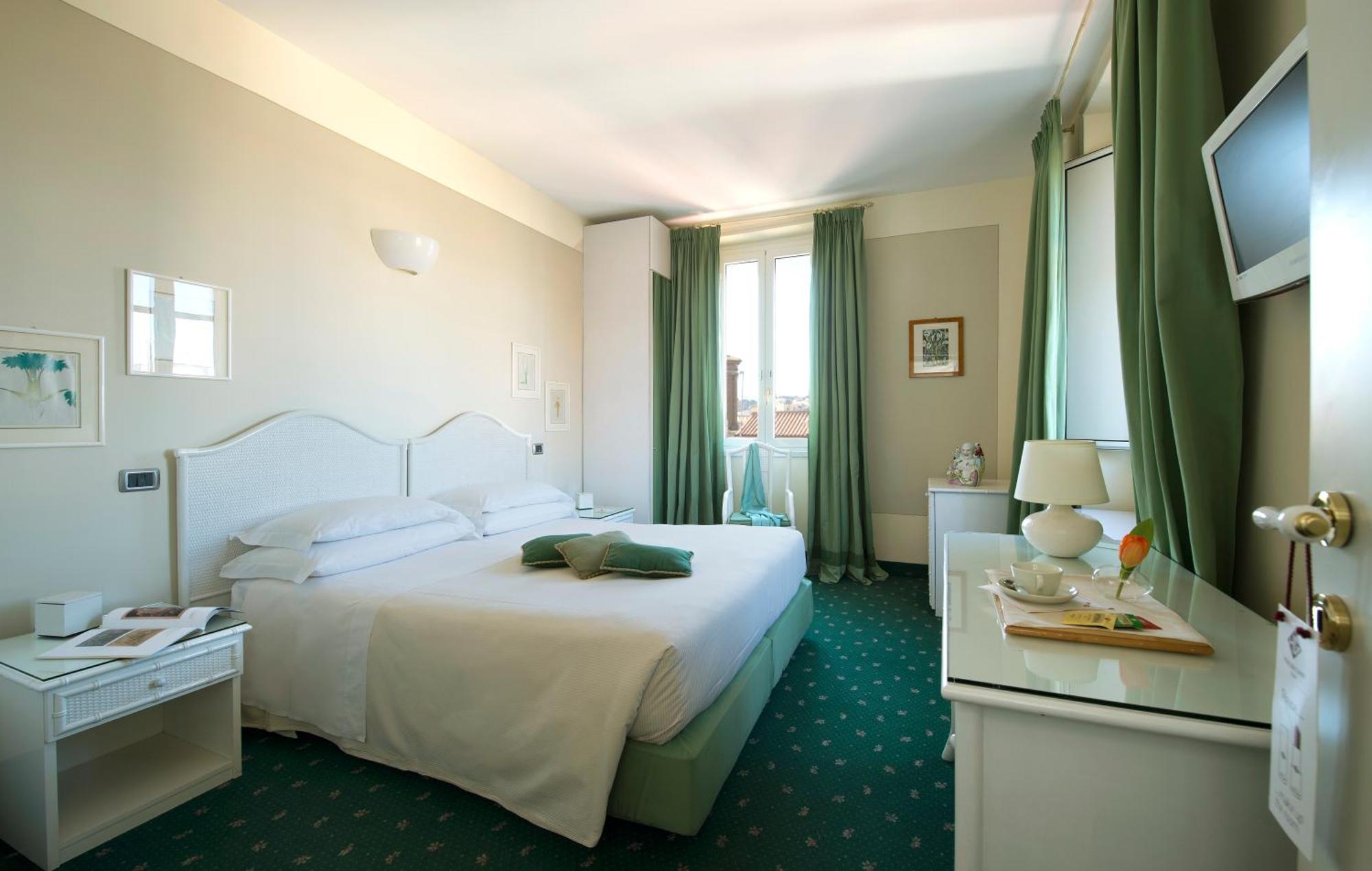 Hotel Gregoriana Рим Екстер'єр фото