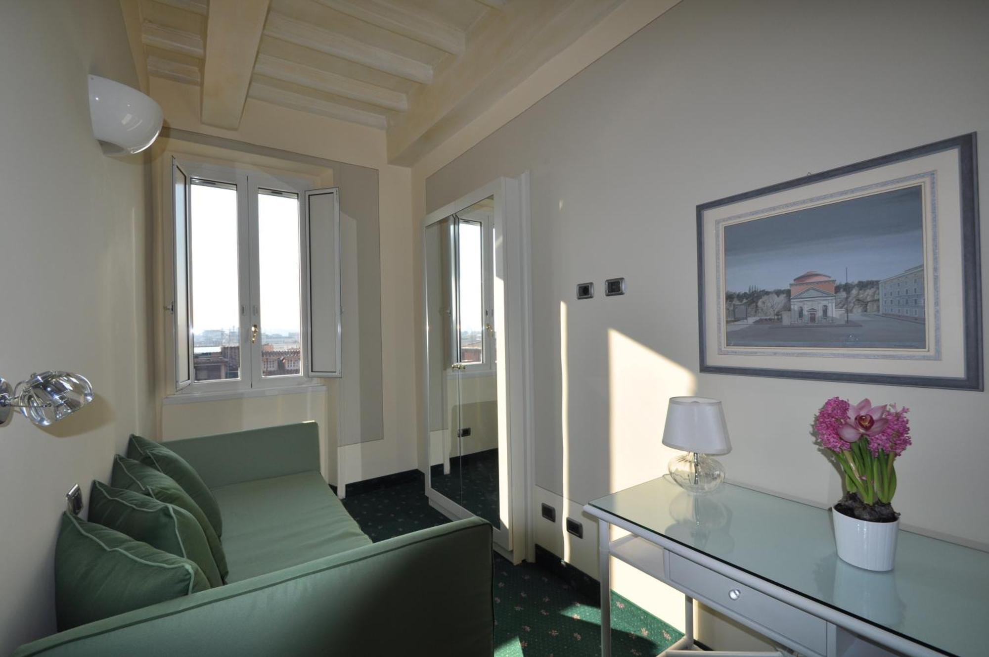 Hotel Gregoriana Рим Екстер'єр фото