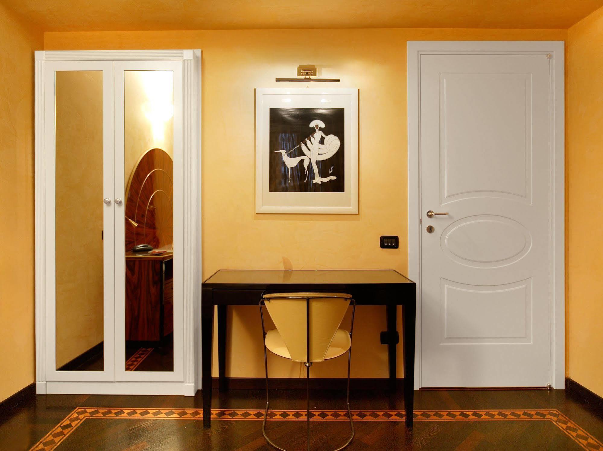 Hotel Gregoriana Рим Екстер'єр фото